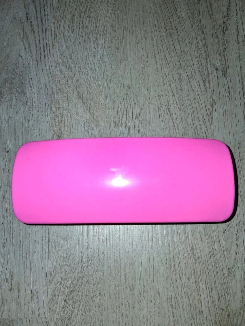Betsey Johnson Leopard Inside Hot Pink Hard Clam Shell Glasses Case Sunglasses